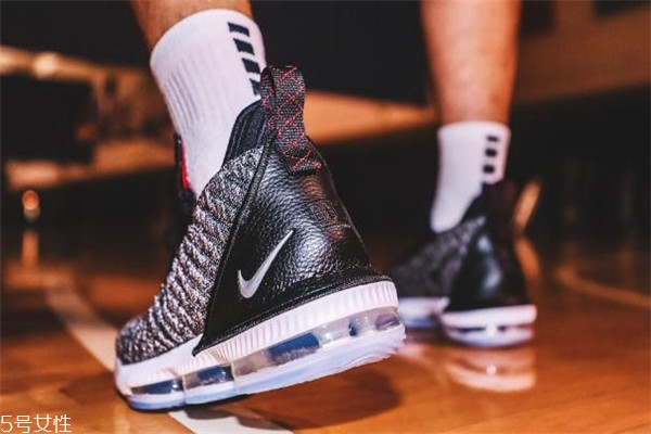 nike lebron 16詹姆斯16實(shí)戰(zhàn)測評 很有看點(diǎn)