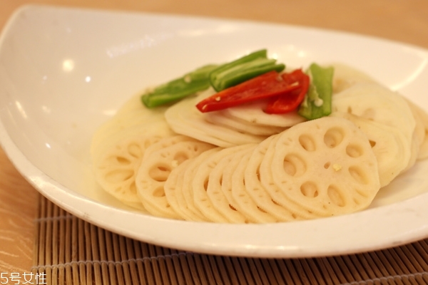 蓮藕為什么會(huì)變黑 是正?，F(xiàn)象