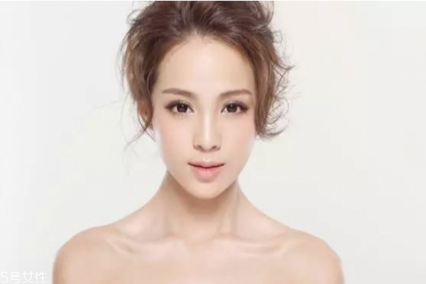 韓式氧氣裸妝畫(huà)法 超自然妝容步驟教程
