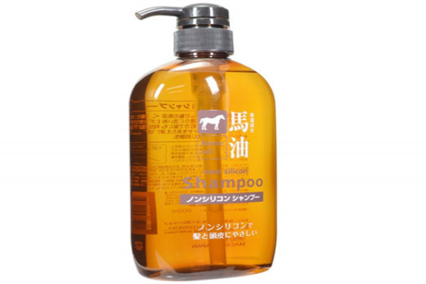 無(wú)硅油洗發(fā)水推薦 讓你的頭發(fā)飄逸起來