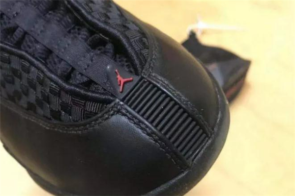 aj15隱形戰(zhàn)機(jī)值得買(mǎi)嗎 看個(gè)人喜好