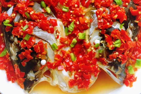 剁椒魚(yú)頭用什么魚(yú) 胖頭魚(yú)最佳