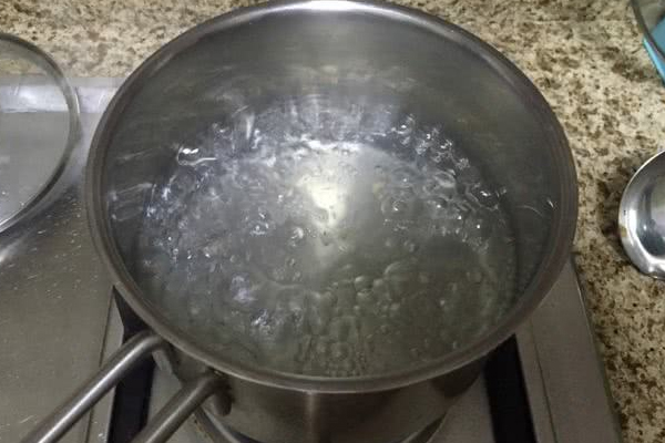 手被開水燙了怎么辦？開水燙傷怎么處理？