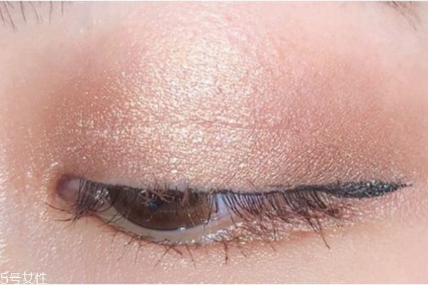 nars眼影盤(pán)12色多少錢 nars12色眼影盤(pán)skin deep
