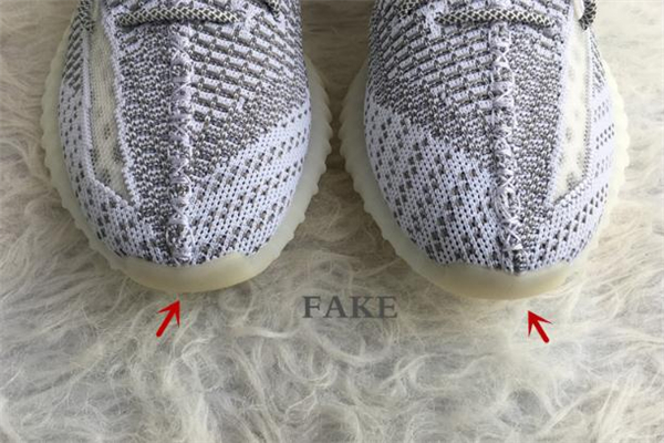 yeezy 350滿(mǎn)天星真假對(duì)比 鑒定方法看這里