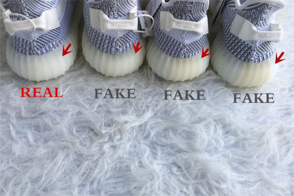 yeezy 350滿(mǎn)天星真假對(duì)比 鑒定方法看這里