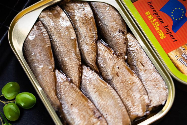 沙丁魚(yú)罐頭怎么打開(kāi) 開(kāi)罐頭小技巧