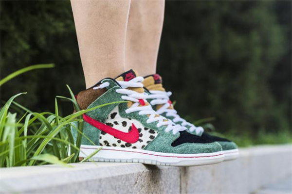 耐克dunk sb遛狗配色開箱測(cè)評(píng) 實(shí)物細(xì)節(jié)盡覽