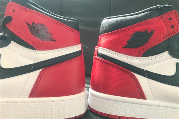 aj1絲綢黑腳趾多少錢(qián) 夏季重磅鞋款