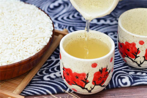 尿酸偏高能喝黃酒嗎 應禁止飲酒