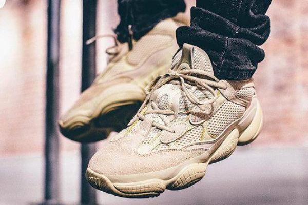 yeezy 500有boost嗎 椰子500鞋底材質