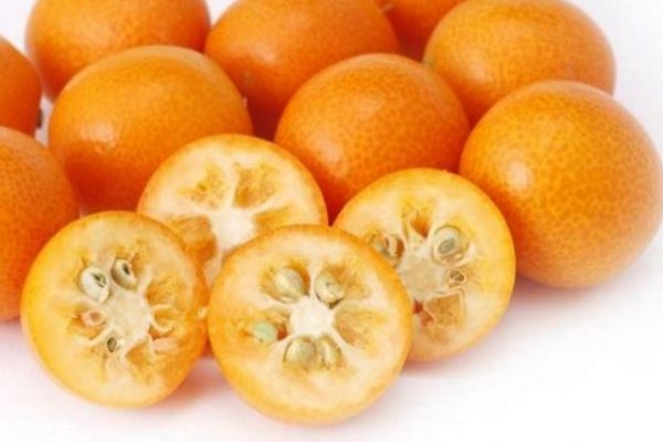 金桔怎么吃最營(yíng)養(yǎng) 金桔的功效與禁忌