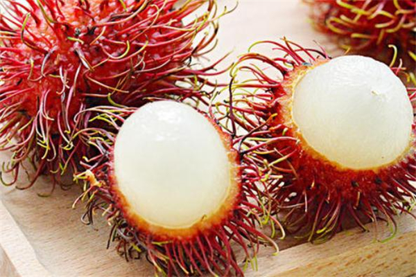 哺乳期可以吃紅毛丹嗎 哺乳期吃紅毛丹會(huì)回奶嗎