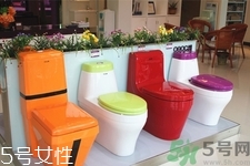 馬桶漏水的原因？馬桶漏水如何修理？