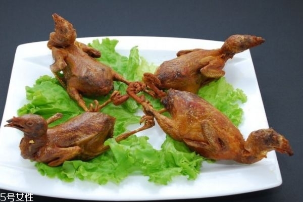 鵪鶉有什么營養(yǎng)價(jià)值呢 吃鵪鶉有什么好處呢