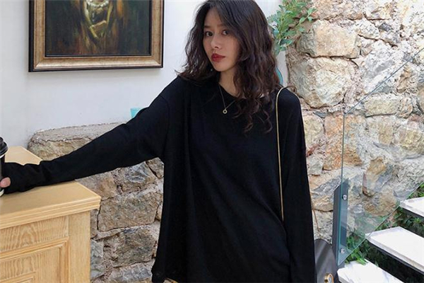 黑色衣服能防曬嗎 黑色衣服能防紫外線(xiàn)嗎