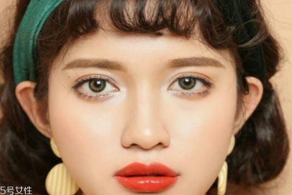 美瞳的正確戴法有什么呢 美瞳應該怎么戴呢