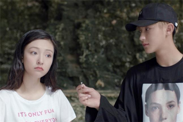 第二次和女生聊天怎么開場(chǎng) 第二次和女孩聊天開場(chǎng)白