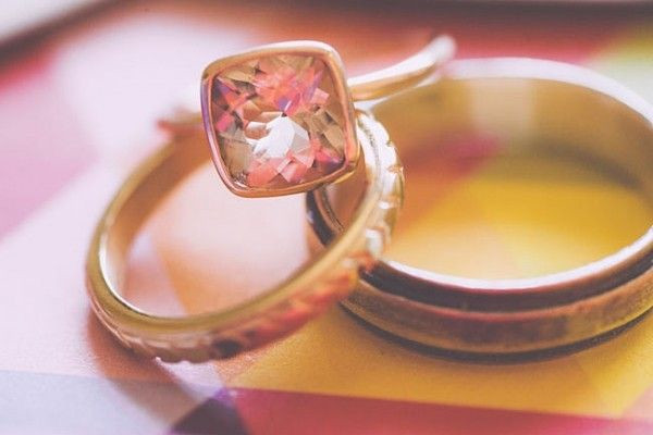挑選鉆戒的省錢(qián)技巧 挑選結(jié)婚鉆戒的技巧