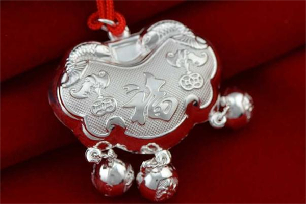 長命鎖什么牌子好 長命鎖哪個(gè)品牌好