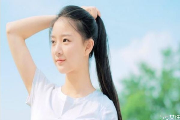 女生說(shuō)自己胖暗示什么 女生說(shuō)要減肥機(jī)智回答