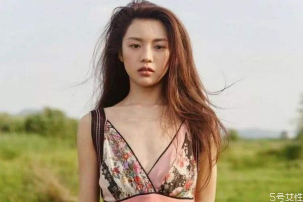 第一次相親要不要帶小禮物 第一次見(jiàn)相親對(duì)象禮物