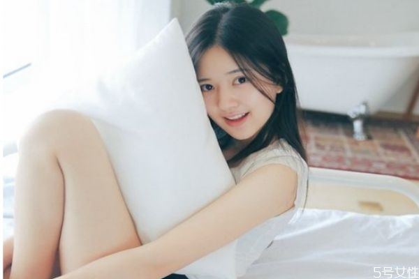 直男癌在戀愛(ài)中的表現(xiàn) 直男癌對(duì)待真愛(ài)的表現(xiàn)