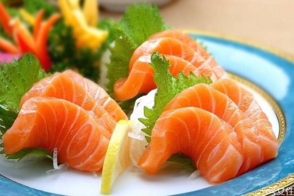 三文魚(yú)的魚(yú)刺多嗎 三文魚(yú)應(yīng)該怎么吃呢