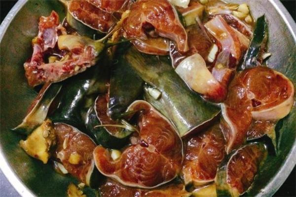 鯰魚(yú)的內(nèi)臟可以吃嗎 鯰魚(yú)的內(nèi)臟怎么清理