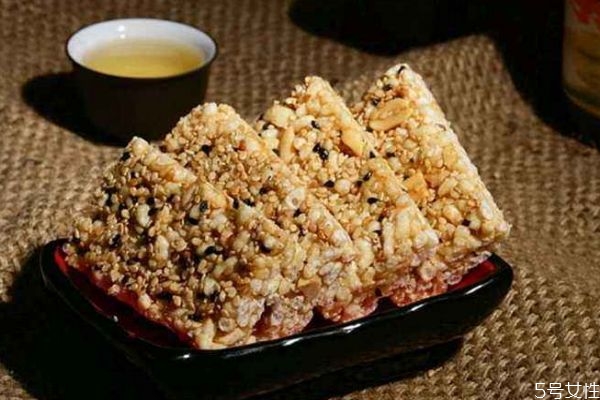 什么是米花糖呢 米花糖是哪來(lái)的特產(chǎn)呢