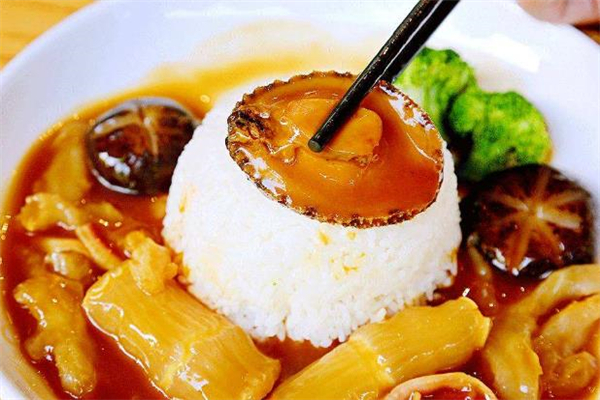 鮑魚(yú)汁撈飯里面有鮑魚(yú)嗎 鮑魚(yú)汁撈飯寶寶能吃嗎