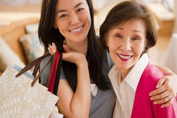 跟婆婆一起住要做家務(wù)嗎 和婆婆吵架不主動(dòng)說話好嗎