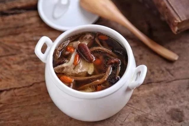茶樹菇老鴨湯怎么做好吃 茶樹菇老鴨湯的營養(yǎng)價(jià)值