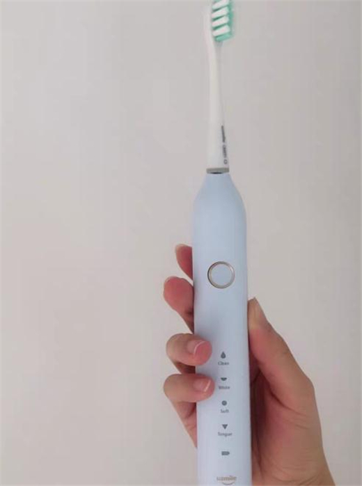 一篇文章帶你了解，電動牙刷和普通牙刷哪個好？