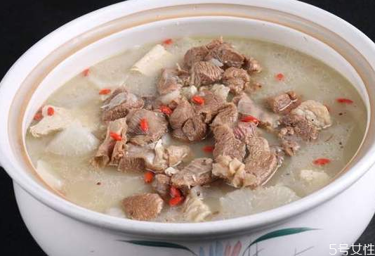 羊肉湯用冷水還是熱水 羊肉湯的家常做法