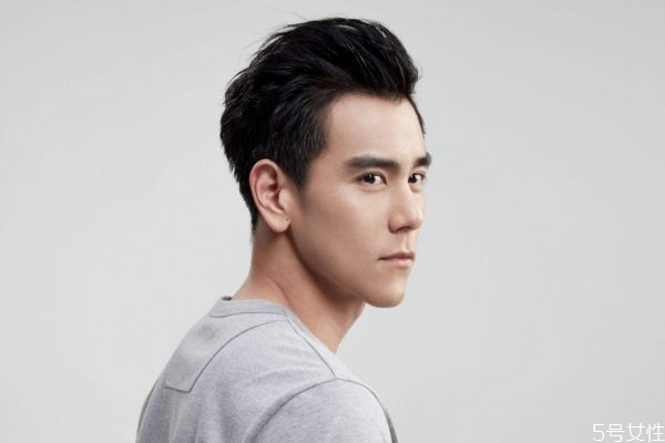 男生皮膚粗糙毛孔大如何改善 男生改善毛孔粗大小竅門(mén)