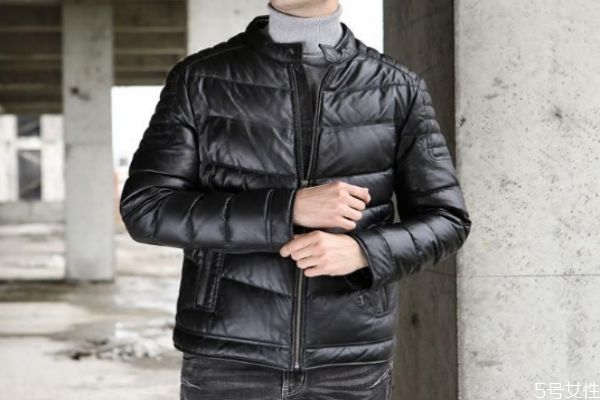 綿羊皮羽絨服經穿嗎 綿羊皮羽絨優(yōu)缺點