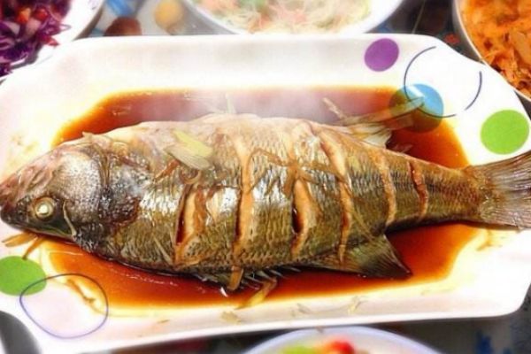 為什么過(guò)年要吃魚 過(guò)年吃魚的寓意有什么