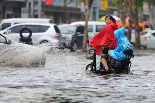 陜西罕見(jiàn)暴雨人員零傷亡 暴雨時(shí)能開(kāi)空調(diào)嗎