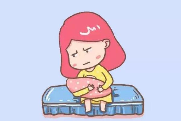 產后奶水少有硬塊怎么辦 產后奶水少會來月經(jīng)嗎