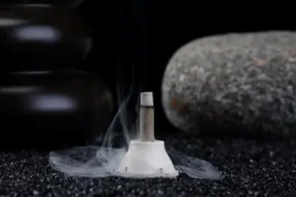 艾灸會導致月經(jīng)推遲嗎 艾灸會上火嗎