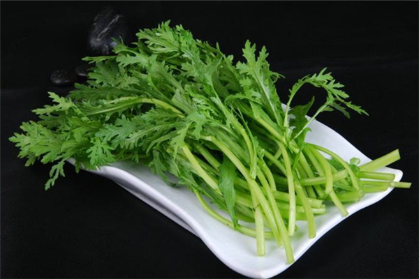 茼蒿吃起來(lái)苦正常嗎 茼蒿苦的可以吃嗎