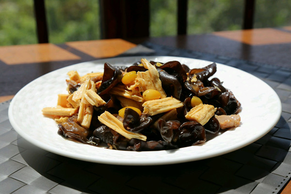 腐竹的營養(yǎng)價(jià)值高嗎 腐竹有什么好處