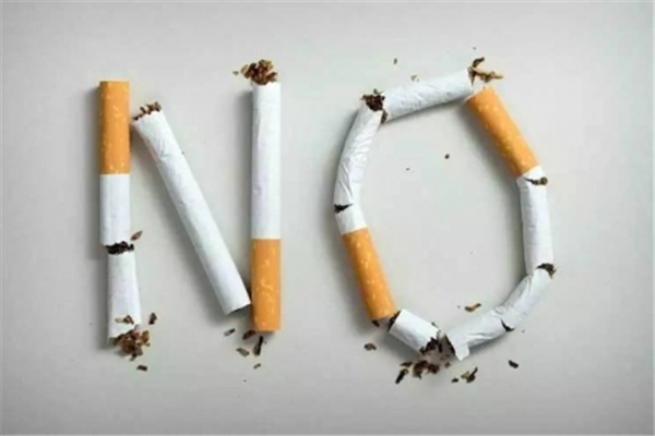 吸煙會導(dǎo)致臉上起痘痘嗎 吸煙對皮膚有什么影響