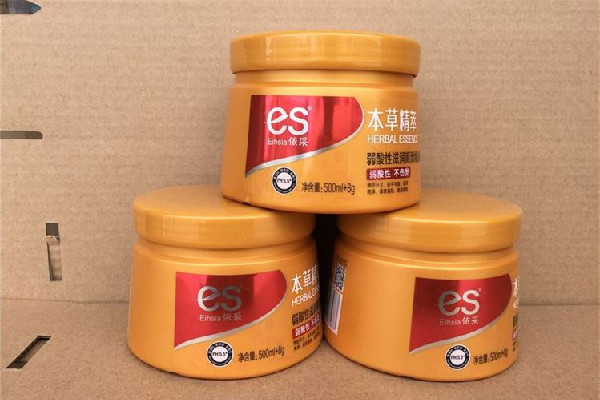 焗油膏會(huì)導(dǎo)致脫發(fā)嗎 焗油膏對頭發(fā)有傷害嗎