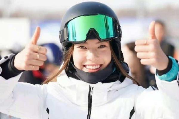 谷愛凌回應(yīng)美國網(wǎng)友批評 滑雪的注意事項(xiàng)