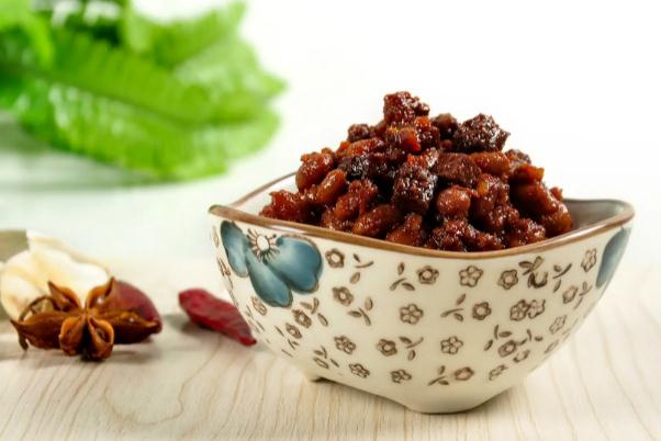 黃豆醬有什么營養(yǎng) 黃豆醬有點酸還能吃嗎