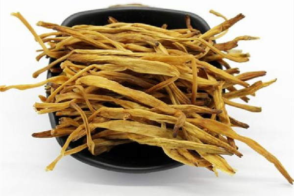 干黃花菜有霉點能吃嗎 干黃花菜發(fā)霉怎么處理