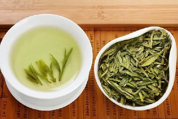 龍井茶要用多少度的水沖泡 龍井茶泡多長(zhǎng)時(shí)間最好