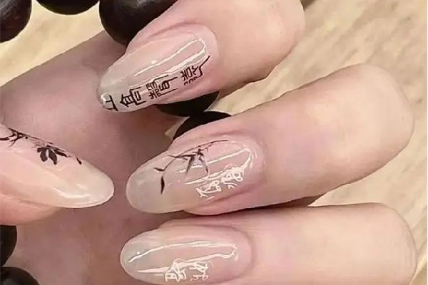 延長(zhǎng)甲要多少錢(qián) 延長(zhǎng)甲適合什么指甲